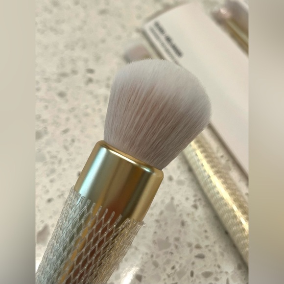 Seint Dual-Ended Makeup Brush Set & Brush Cleaner - Blush, blend, shadow - new - Picture 6 of 7